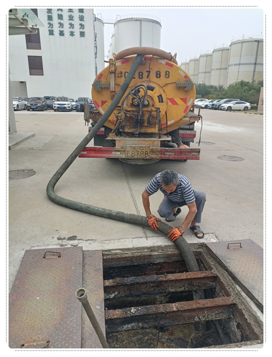 大观隔油池清掏